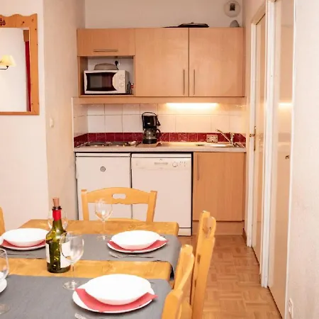 Location Saisonniere 3 Pieces A Puy-saint-vincent, 6 Personnes, Proche Pistes, Piscine, Parking Inclus - Fr-1-504-599 * Puy-Saint-Vincent