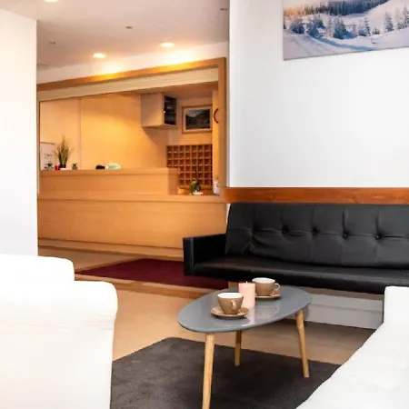 Appartement Location Saisonniere 3 Pieces A Puy-saint-vincent, 6 Personnes, Proche Pistes, Piscine, Parking Inclus - Fr-1-504-599 Puy-Saint-Vincent