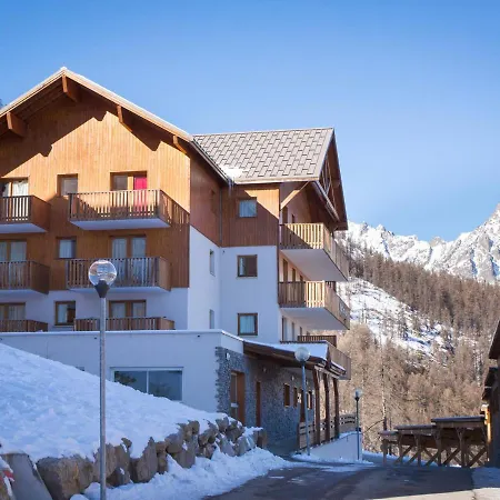Location Saisonniere 3 Pieces A Puy-saint-vincent, 6 Personnes, Proche Pistes, Piscine, Parking Inclus - Fr-1-504-599 Appartement