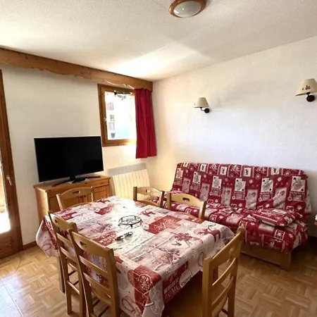 Location Saisonniere 3 Pieces A Puy-saint-vincent, 6 Personnes, Proche Pistes, Piscine, Parking Inclus - Fr-1-504-599 Appartement Puy-Saint-Vincent